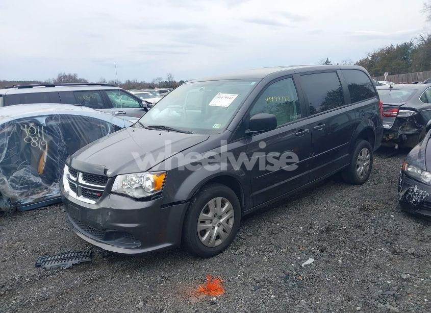 Photo 2 of 2017 Dodge Grand CARAVAN SE (VIN 2C4RDGBG7HR562624)