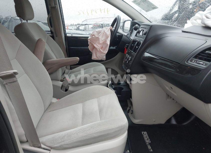 Photo 5 of 2017 Dodge Grand CARAVAN SE (VIN 2C4RDGBG7HR562624)
