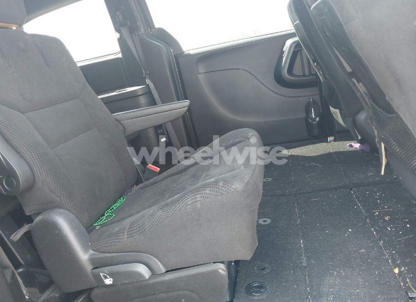 Photo 8 of 2017 Dodge Grand CARAVAN SE PLUS (VIN 2C4RDGBG7HR606475)