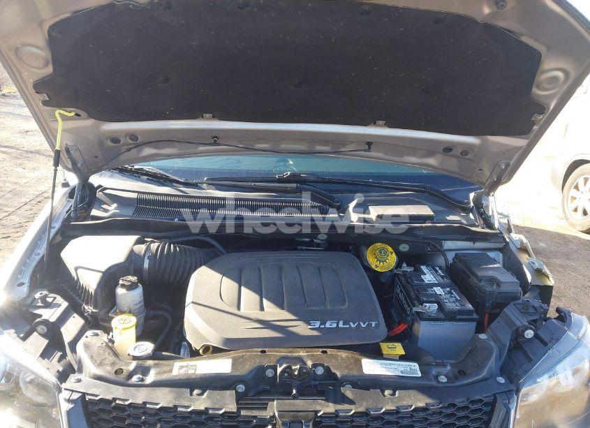 Photo 10 of 2017 Dodge Grand CARAVAN SE PLUS (VIN 2C4RDGBG7HR632090)