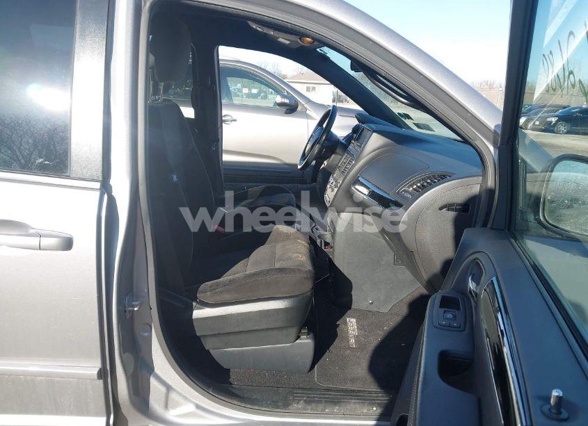 Photo 5 of 2017 Dodge Grand CARAVAN SE PLUS (VIN 2C4RDGBG7HR632090)