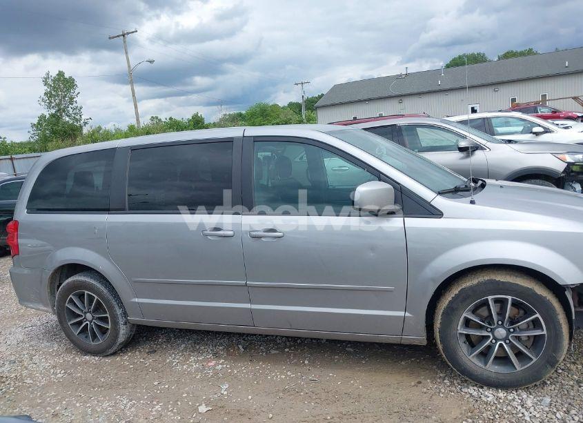 Photo 14 of 2017 Dodge Grand CARAVAN SE PLUS (VIN 2C4RDGBG7HR646300)