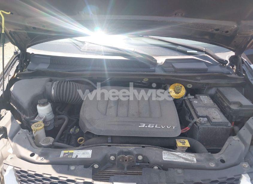 Photo 10 of 2018 Dodge Grand CARAVAN SE (VIN 2C4RDGBG7JR162794)