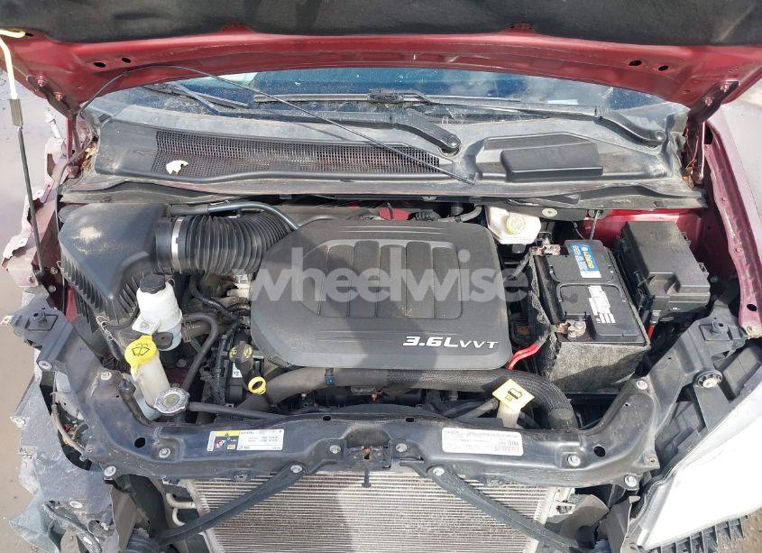 Photo 9 of 2018 Dodge Grand CARAVAN SE (VIN 2C4RDGBG7JR184195)