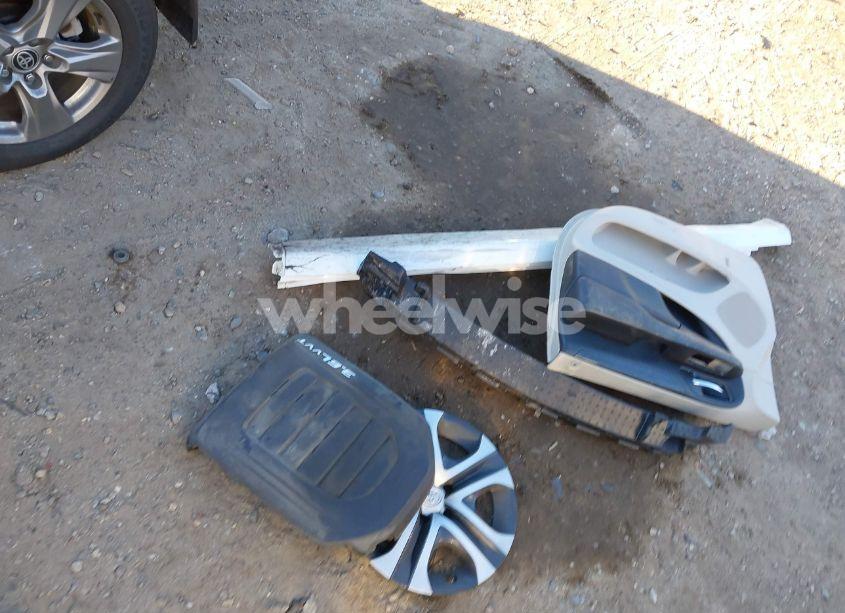 Photo 12 of 2019 Dodge Grand CARAVAN SE (VIN 2C4RDGBG7KR502172)