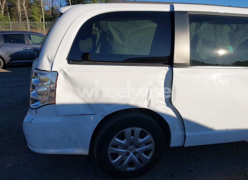Photo 20 of 2019 Dodge Grand CARAVAN SE (VIN 2C4RDGBG7KR502172)