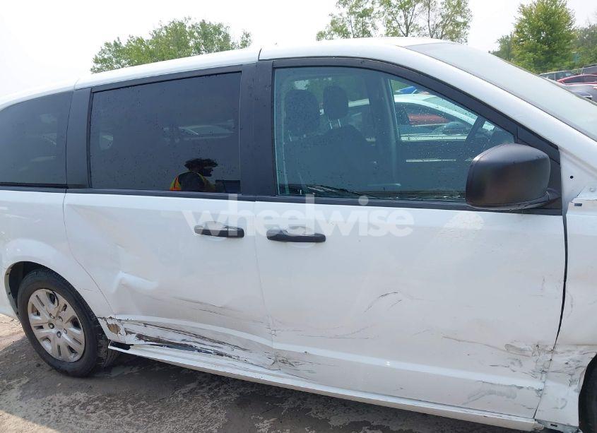 Photo 13 of 2019 Dodge Grand CARAVAN SE (VIN 2C4RDGBG7KR525001)