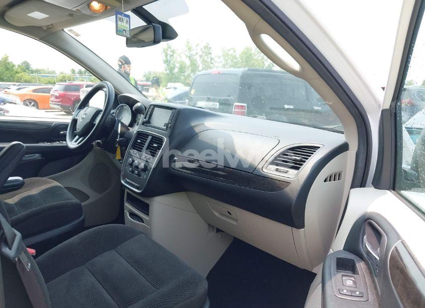 Photo 5 of 2019 Dodge Grand CARAVAN SE (VIN 2C4RDGBG7KR525001)