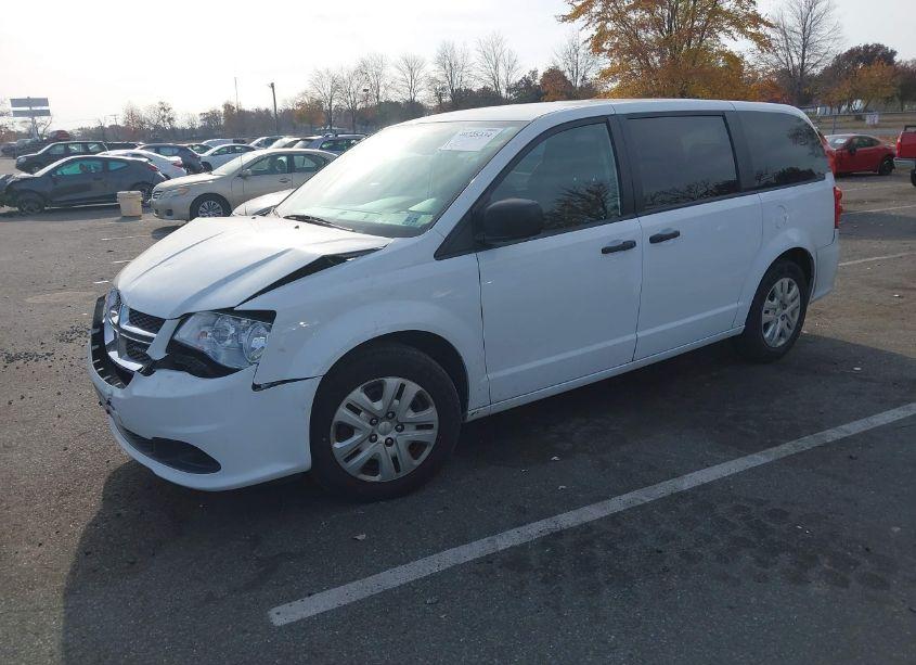 Photo 2 of 2019 Dodge Grand CARAVAN SE (VIN 2C4RDGBG7KR528142)