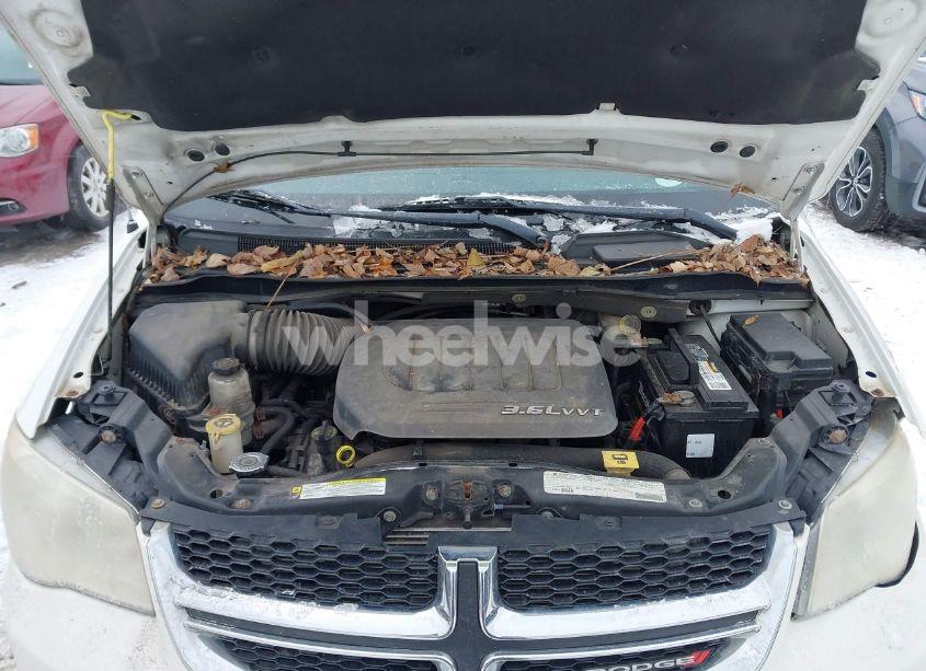 Photo 10 of 2012 Dodge Grand CARAVAN SE/AVP (VIN 2C4RDGBG8CR272370)