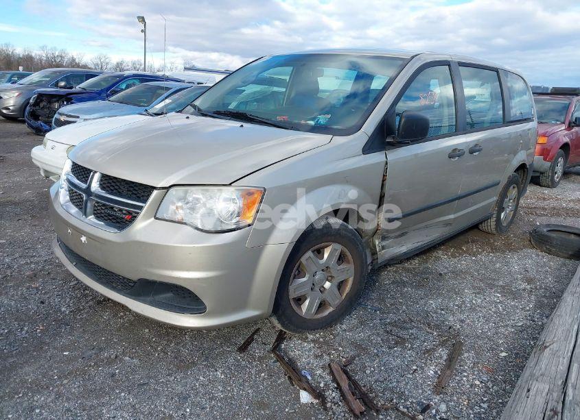 Photo 2 of 2013 Dodge Grand CARAVAN SE (VIN 2C4RDGBG8DR599918)