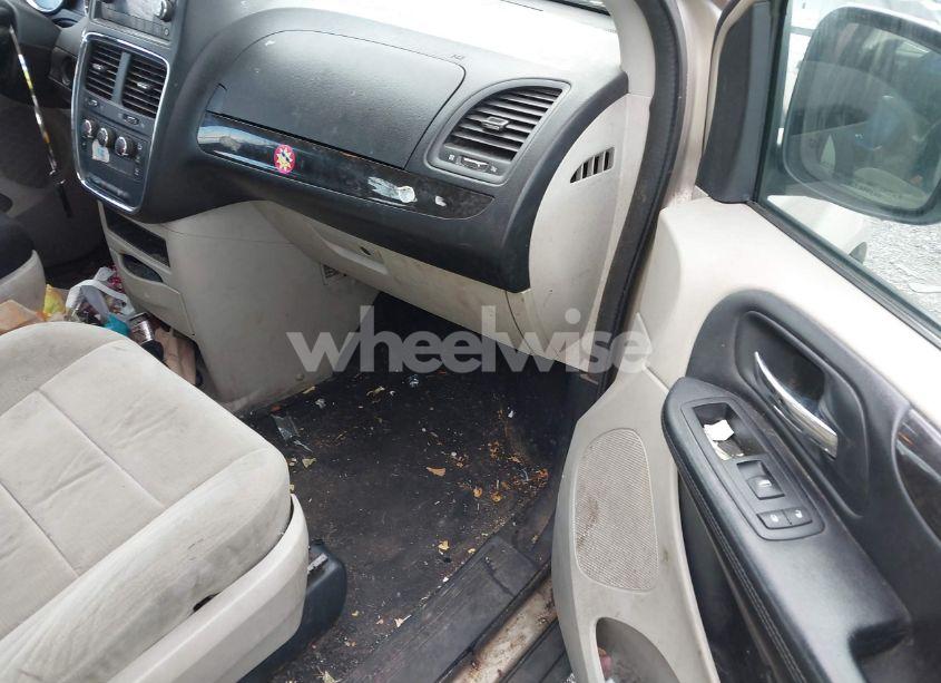 Photo 5 of 2013 Dodge Grand CARAVAN SE (VIN 2C4RDGBG8DR599918)