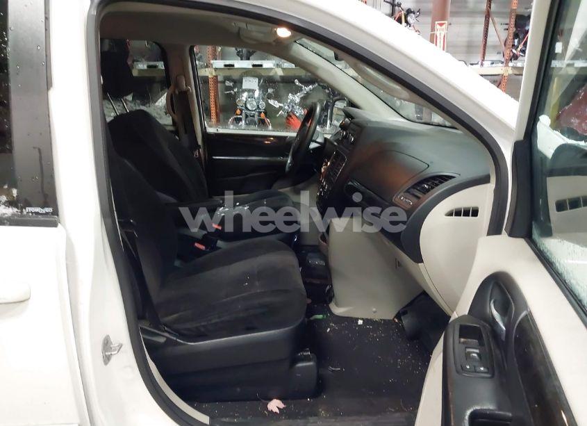 Photo 5 of 2013 Dodge Grand CARAVAN SE (VIN 2C4RDGBG8DR652973)
