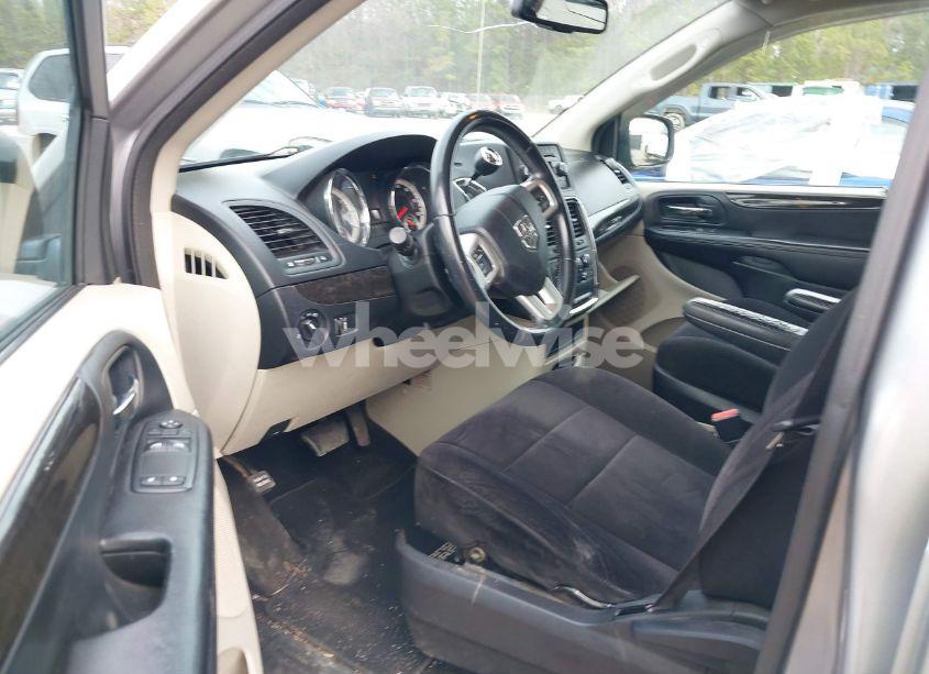 Photo 5 of 2013 Dodge Grand CARAVAN SE (VIN 2C4RDGBG8DR794420)