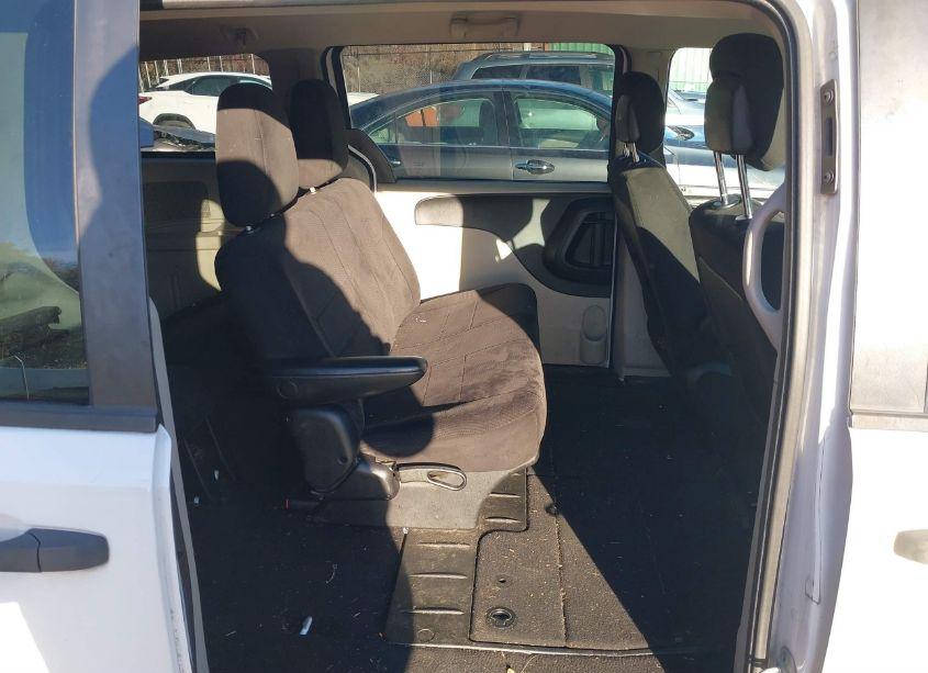 Photo 8 of 2014 Dodge Grand CARAVAN AMERICAN VALUE PKG (VIN 2C4RDGBG8ER105560)