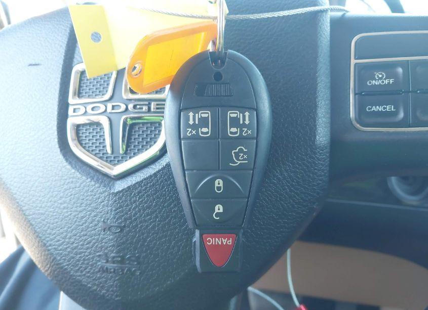 Photo 11 of 2014 Dodge Grand CARAVAN SE (VIN 2C4RDGBG8ER389692)