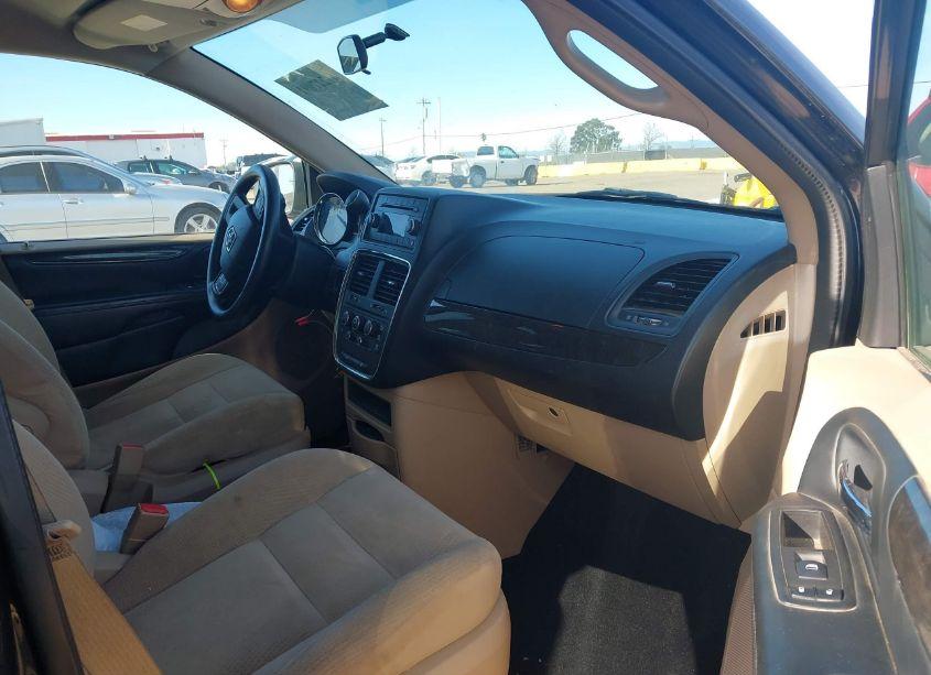 Photo 5 of 2014 Dodge Grand CARAVAN SE (VIN 2C4RDGBG8ER389692)