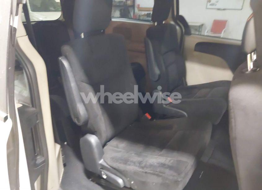 Photo 8 of 2014 Dodge Grand CARAVAN SE (VIN 2C4RDGBG8ER393175)
