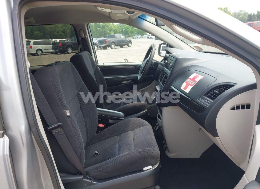 Photo 5 of 2014 Dodge Grand CARAVAN AMERICAN VALUE PKG (VIN 2C4RDGBG8ER459966)