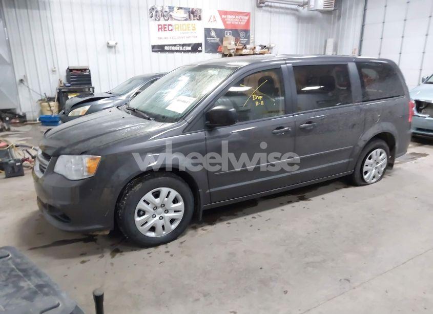 Photo 2 of 2015 Dodge Grand CARAVAN SE (VIN 2C4RDGBG8FR511601)