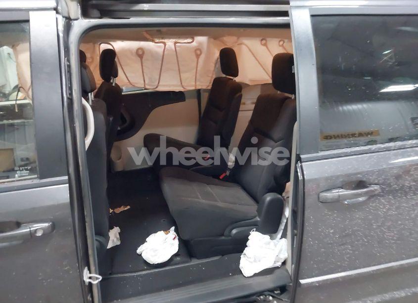 Photo 8 of 2015 Dodge Grand CARAVAN SE (VIN 2C4RDGBG8FR511601)