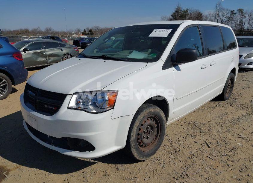 Photo 2 of 2015 Dodge Grand CARAVAN SE (VIN 2C4RDGBG8FR580885)