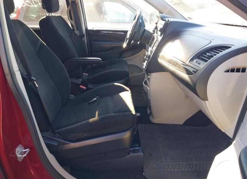 Photo 5 of 2015 Dodge Grand CARAVAN SE (VIN 2C4RDGBG8FR642009)