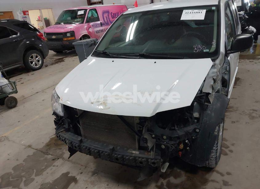 Photo 13 of 2015 Dodge Grand CARAVAN SE (VIN 2C4RDGBG8FR647890)