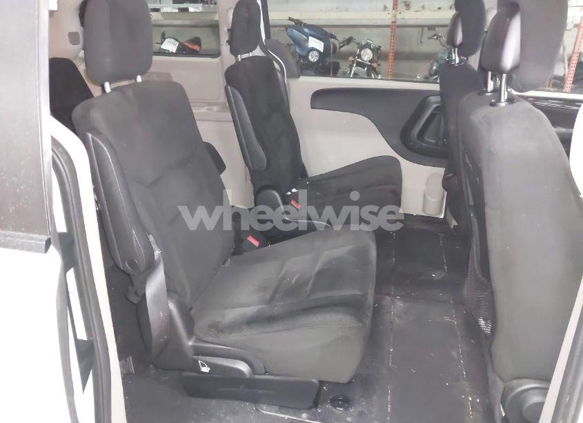 Photo 8 of 2015 Dodge Grand CARAVAN SE (VIN 2C4RDGBG8FR647890)