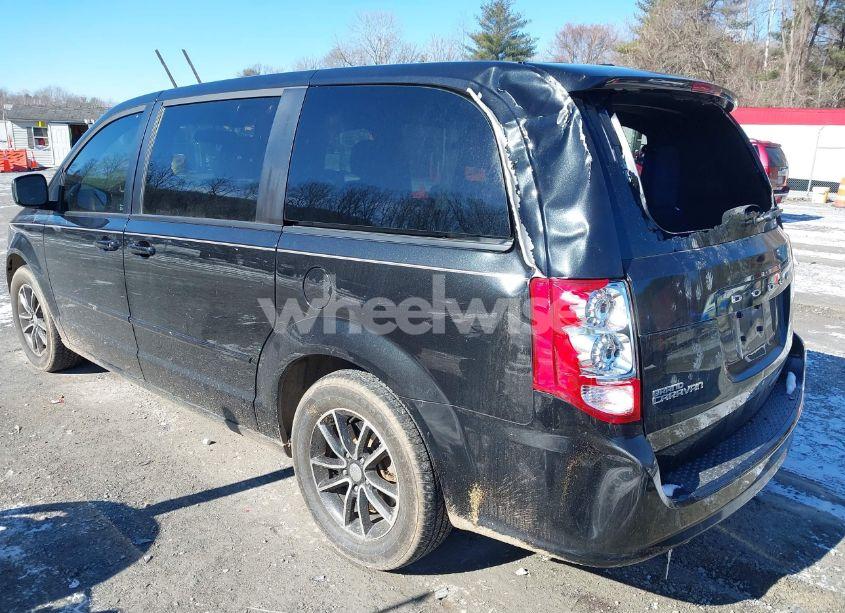 Photo 3 of 2015 Dodge Grand CARAVAN SE (VIN 2C4RDGBG8FR651342)