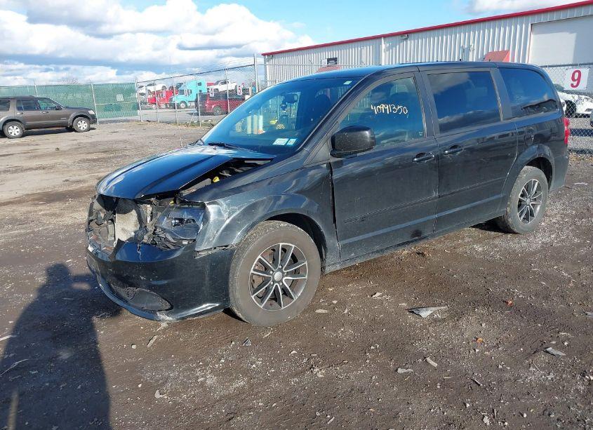 Photo 2 of 2015 Dodge Grand CARAVAN SE PLUS (VIN 2C4RDGBG8FR684843)
