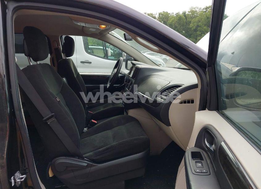 Photo 5 of 2015 Dodge Grand CARAVAN SE (VIN 2C4RDGBG8FR711491)