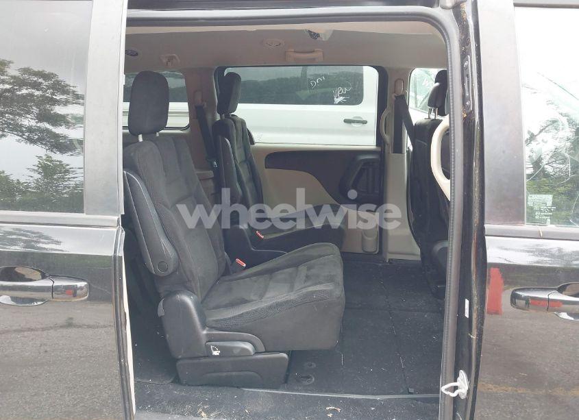 Photo 8 of 2015 Dodge Grand CARAVAN SE (VIN 2C4RDGBG8FR711491)