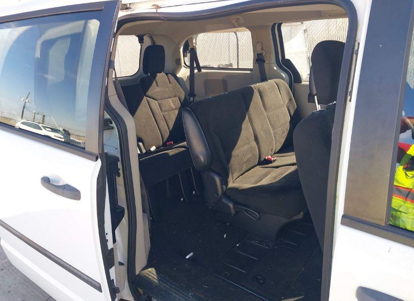 Photo 8 of 2016 Dodge Grand CARAVAN AMERICAN VALUE PKG (VIN 2C4RDGBG8GR109482)