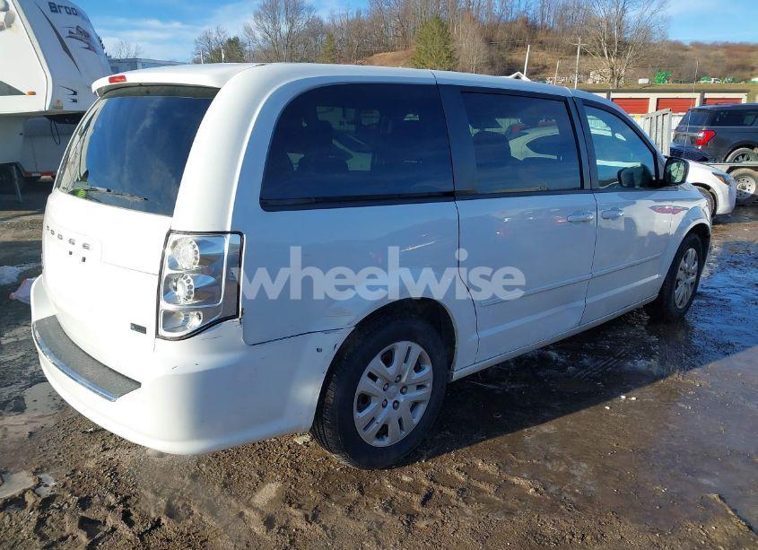 Photo 4 of 2016 Dodge Grand CARAVAN SE (VIN 2C4RDGBG8GR144006)