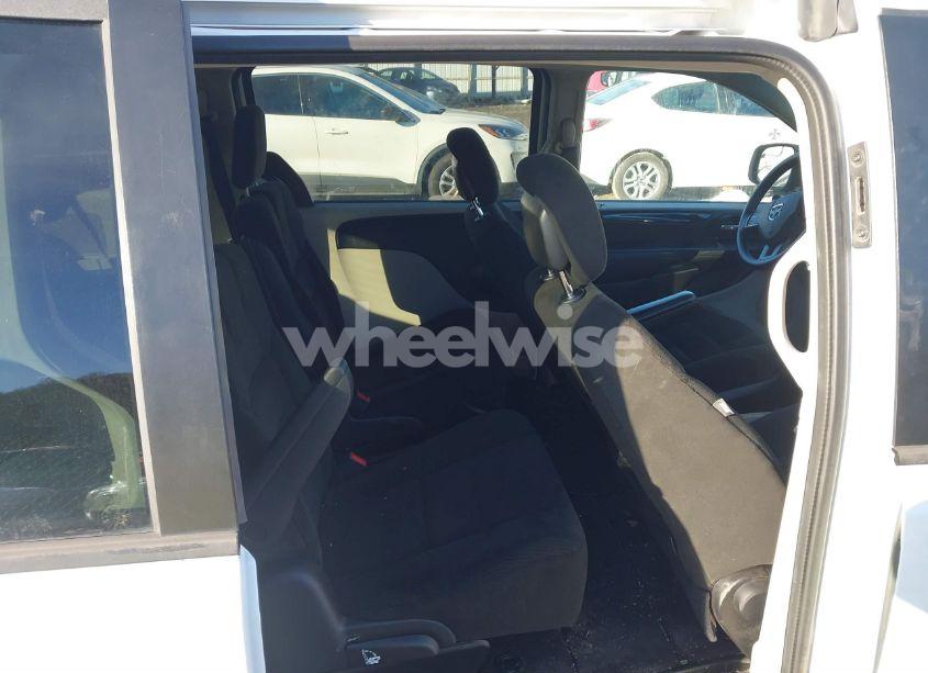 Photo 8 of 2016 Dodge Grand CARAVAN SE (VIN 2C4RDGBG8GR144006)