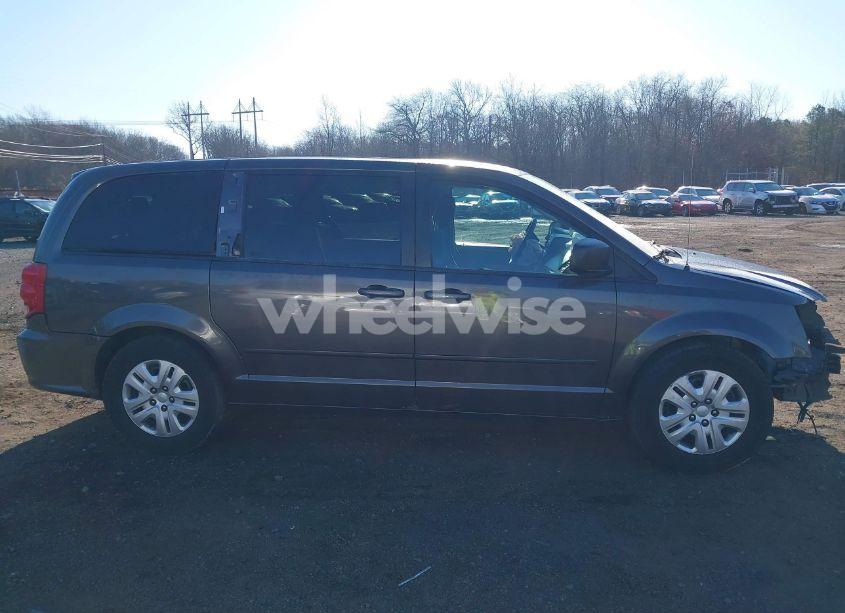 Photo 13 of 2016 Dodge Grand CARAVAN SE (VIN 2C4RDGBG8GR153675)