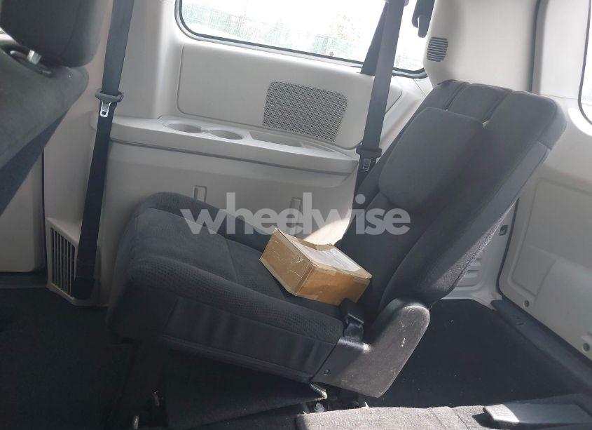 Photo 12 of 2016 Dodge Grand CARAVAN AMERICAN VALUE PKG (VIN 2C4RDGBG8GR211378)