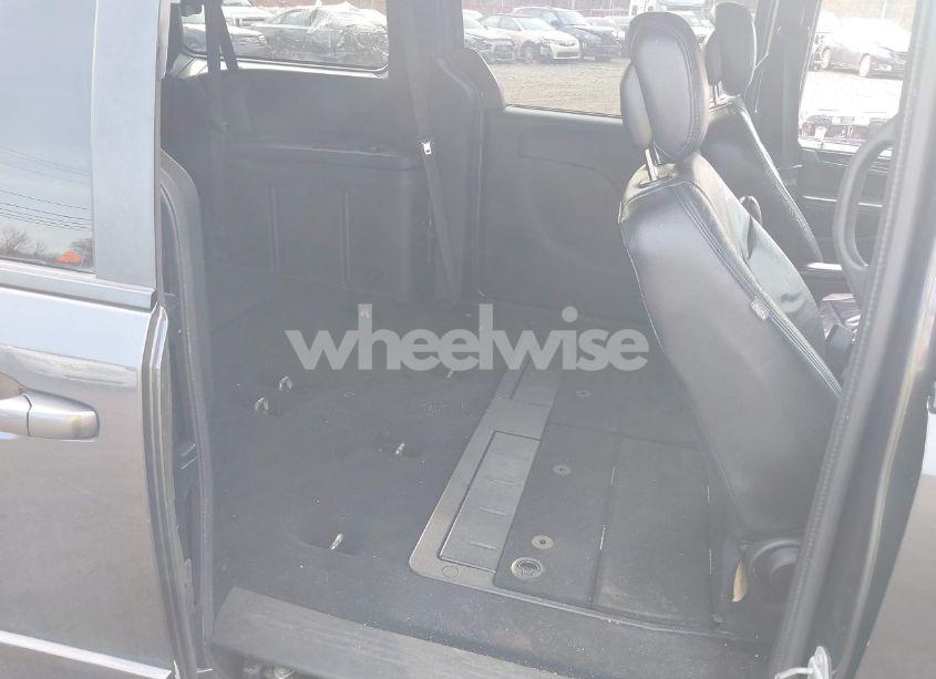 Photo 8 of 2016 Dodge Grand CARAVAN SE PLUS (VIN 2C4RDGBG8GR218752)