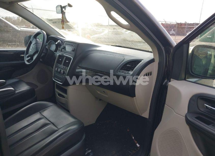 Photo 5 of 2016 Dodge Grand CARAVAN AMERICAN VALUE PKG (VIN 2C4RDGBG8GR220159)