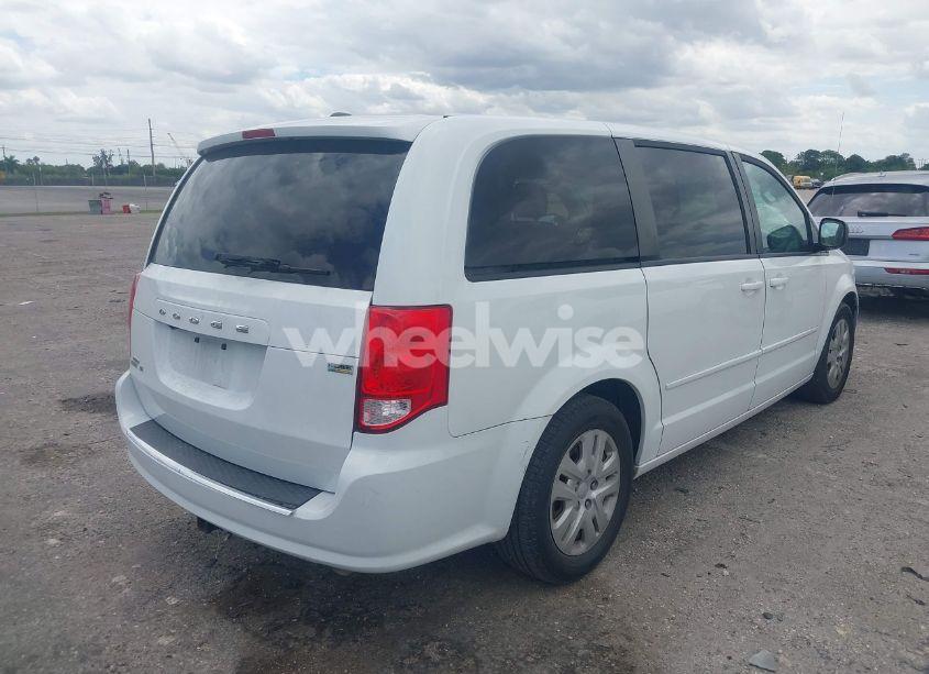 Photo 4 of 2016 Dodge Grand CARAVAN SE (VIN 2C4RDGBG8GR249340)