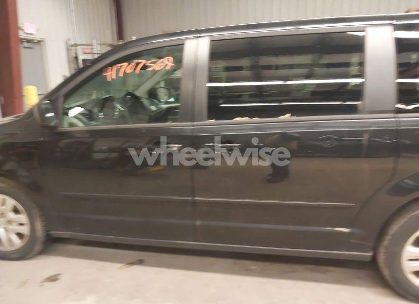 Photo 15 of 2016 Dodge Grand CARAVAN SE (VIN 2C4RDGBG8GR330502)