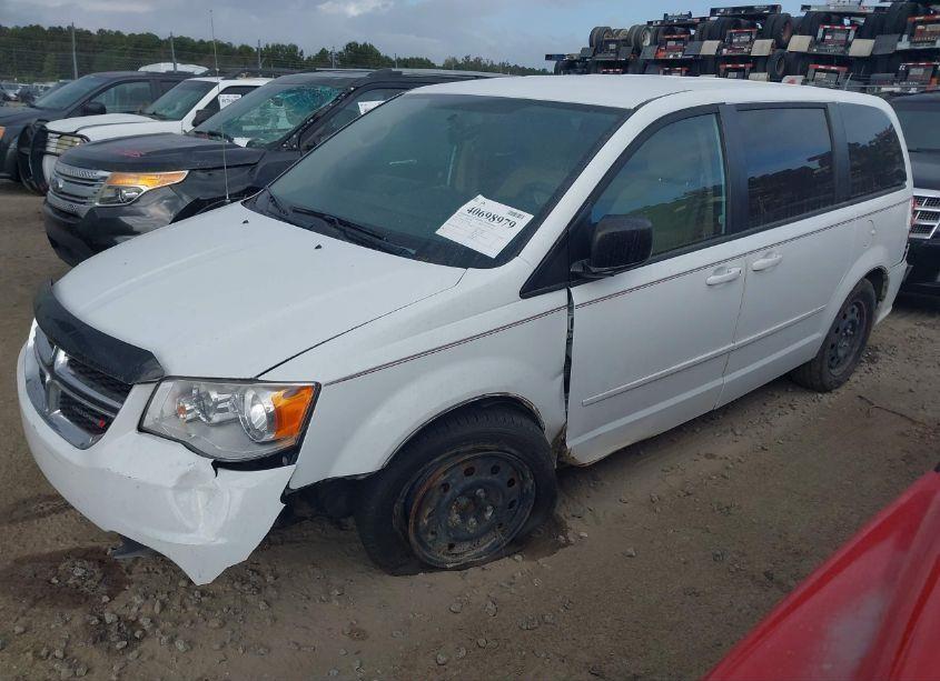 Photo 2 of 2016 Dodge Grand CARAVAN SE (VIN 2C4RDGBG8GR341046)