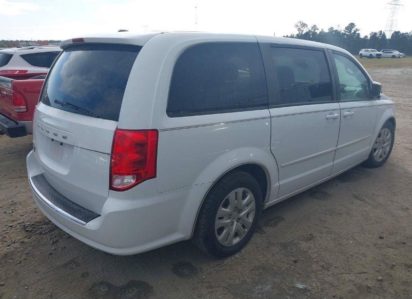 Photo 4 of 2016 Dodge Grand CARAVAN SE (VIN 2C4RDGBG8GR341046)
