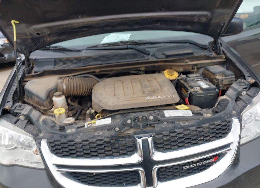 Photo 10 of 2016 Dodge Grand CARAVAN SE (VIN 2C4RDGBG8GR362950)