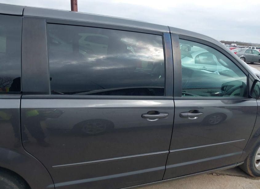 Photo 12 of 2016 Dodge Grand CARAVAN SE (VIN 2C4RDGBG8GR362950)