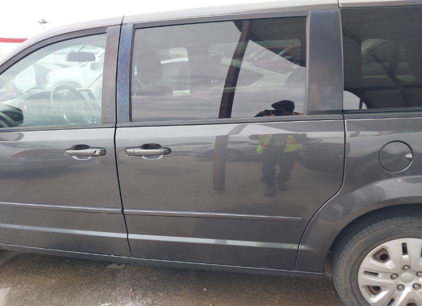 Photo 13 of 2016 Dodge Grand CARAVAN SE (VIN 2C4RDGBG8GR362950)