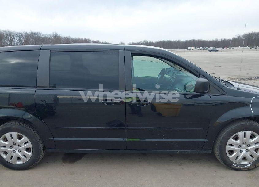 Photo 14 of 2016 Dodge Grand CARAVAN SE (VIN 2C4RDGBG8GR370448)
