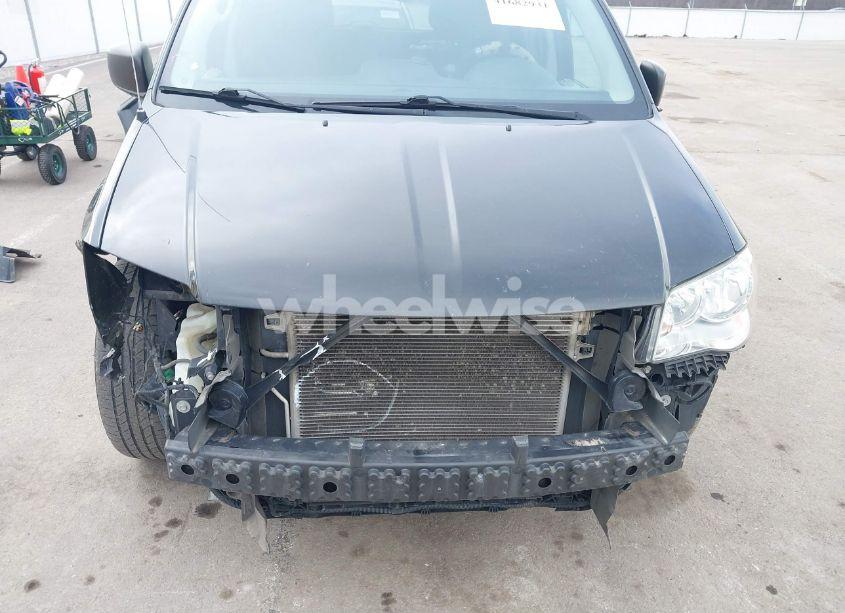 Photo 6 of 2016 Dodge Grand CARAVAN SE (VIN 2C4RDGBG8GR370448)