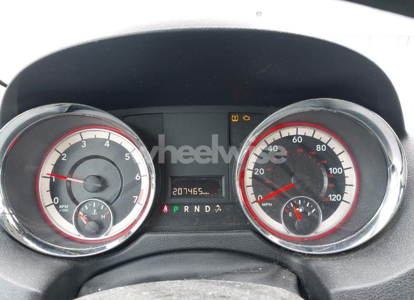 Photo 7 of 2016 Dodge Grand CARAVAN SE (VIN 2C4RDGBG8GR370448)